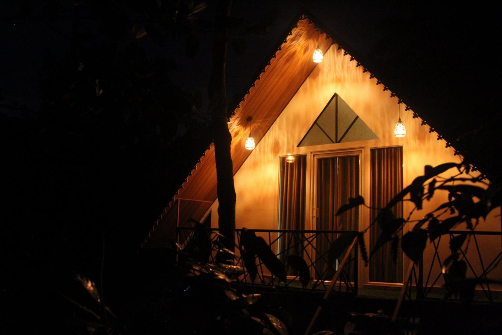Wood Castle Munnar Pension Buitenkant foto